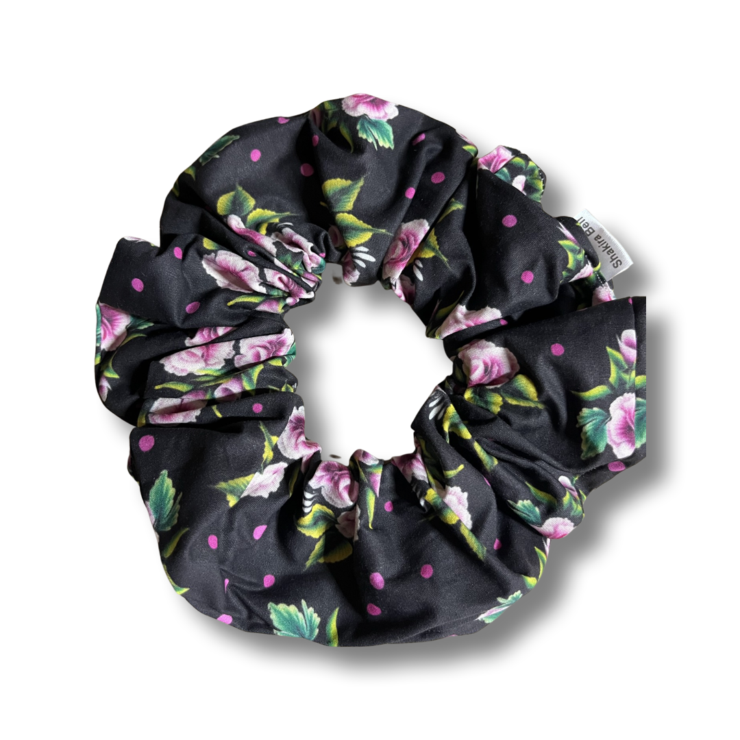 Shakira's Floral Scrunchie