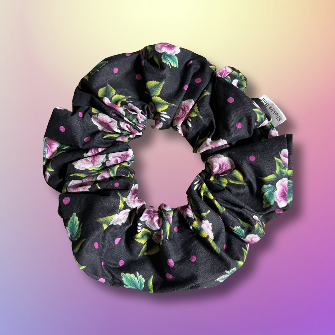 Shakira's Floral Scrunchie