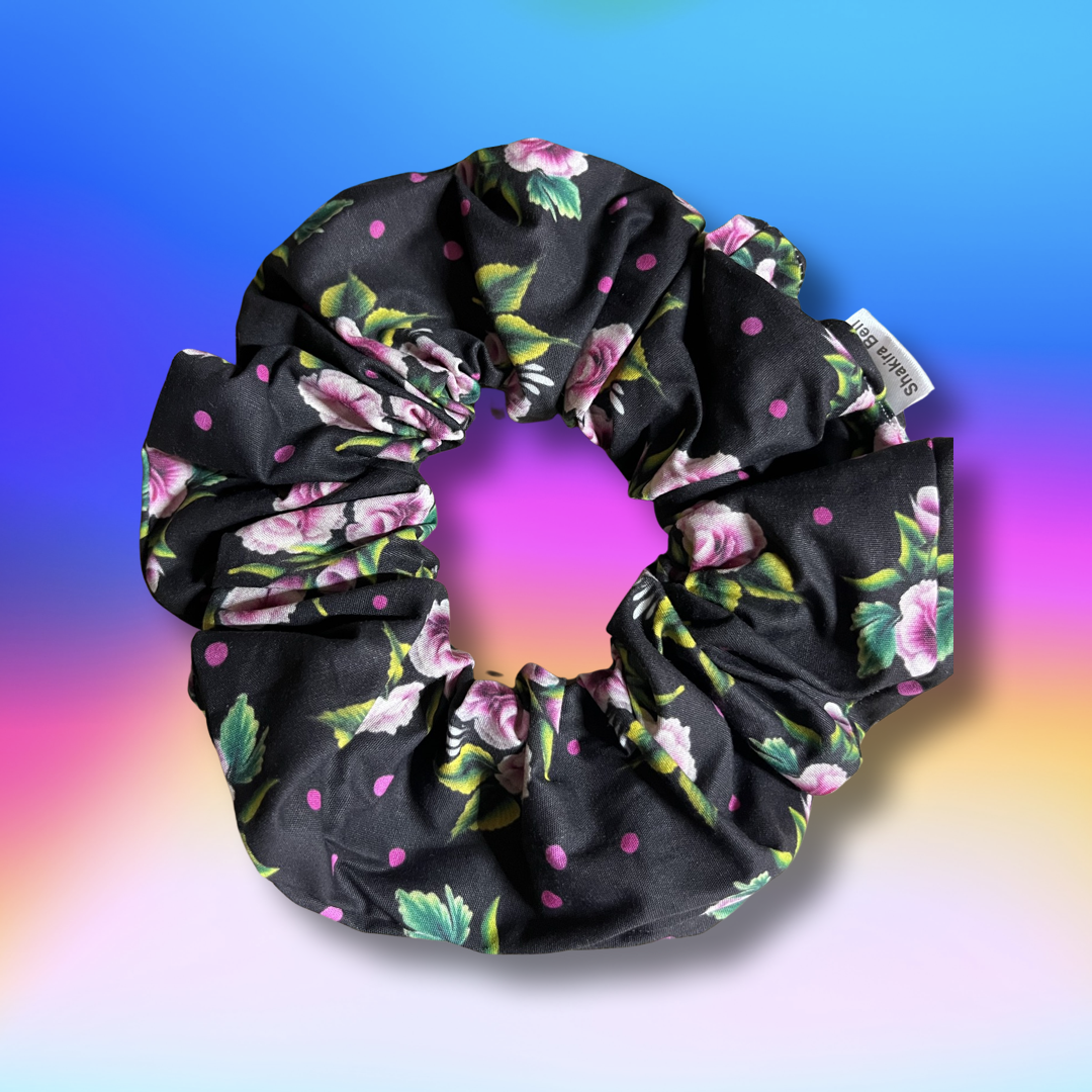 Shakira's Floral Scrunchie