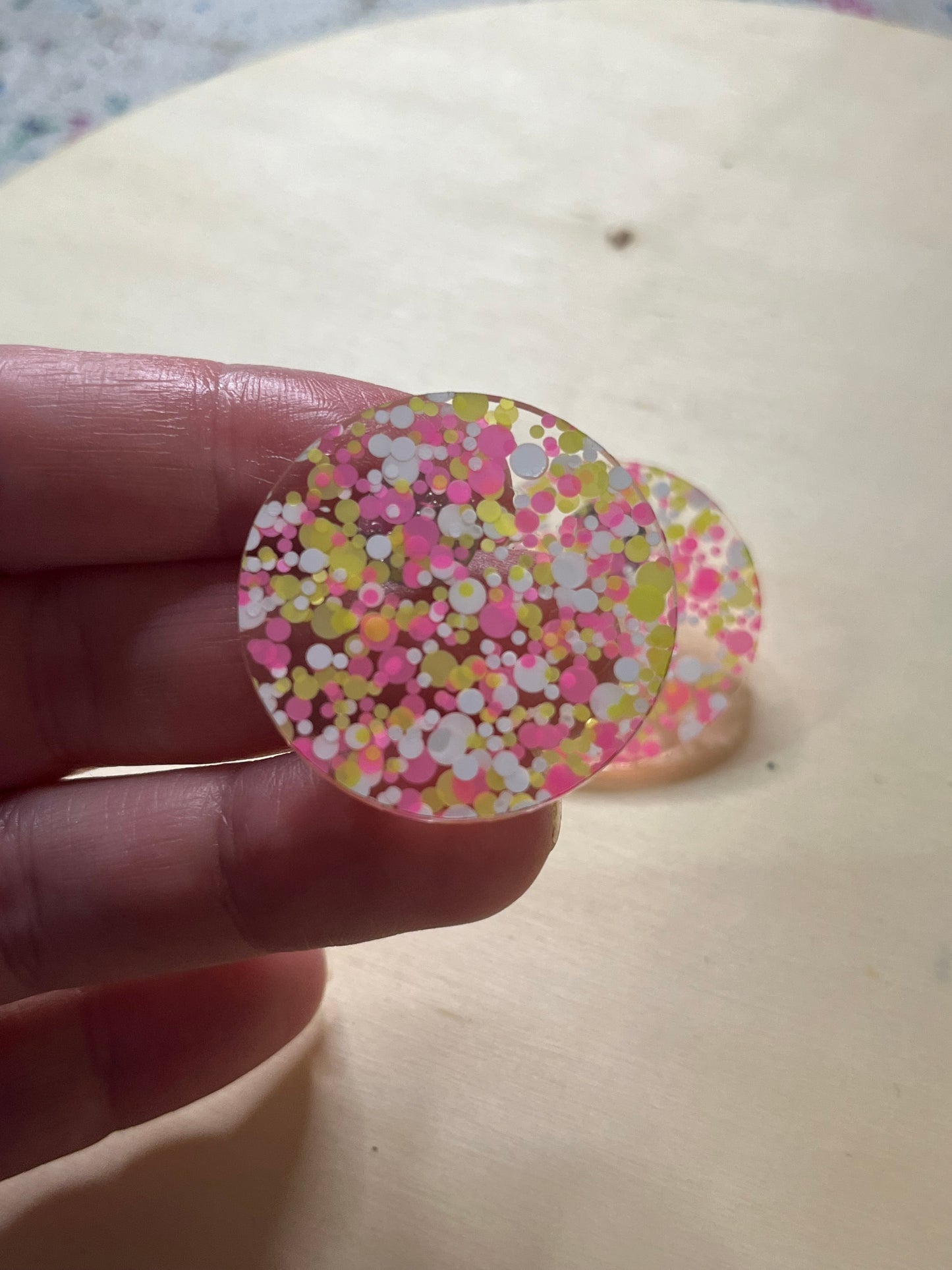 White, pink & yellow glitter studs 3.5cms